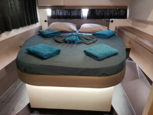 Fountaine Pajot Lucia 40 - Harfang