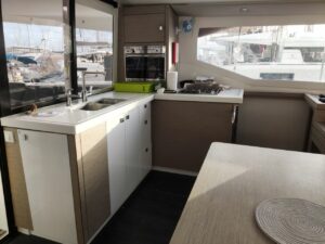 Fountaine Pajot Lucia 40 - Harfang