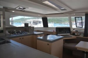 Fountaine Pajot Saona 47 Quintet - 5 + 1 cab. - Cigogne