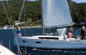 Oceanis 38 - 3 cab. - Kos 38.1 - 2015