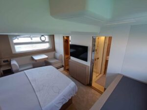 Prestige 590 Flybridge - 3 + 1 cab. - Tereza - 2019