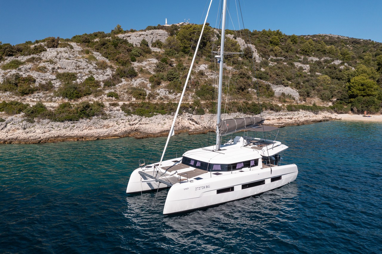 Dufour 48 Catamaran - 5 + 1 cab. - Clo - 2024