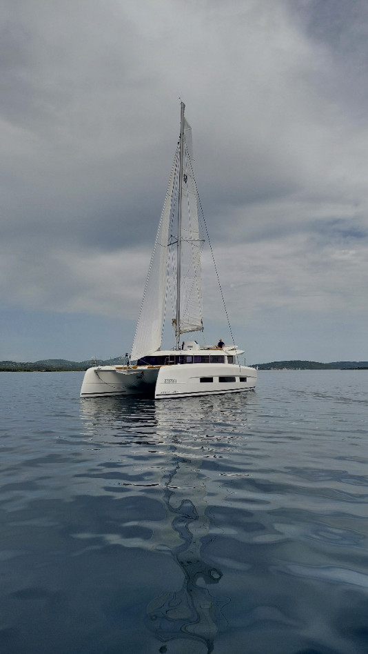 Dufour 48 Catamaran - 5 + 1 cab. - Dream - 2022