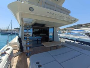 Prestige 590 Flybridge - 3 + 1 cab. - Tereza - 2019