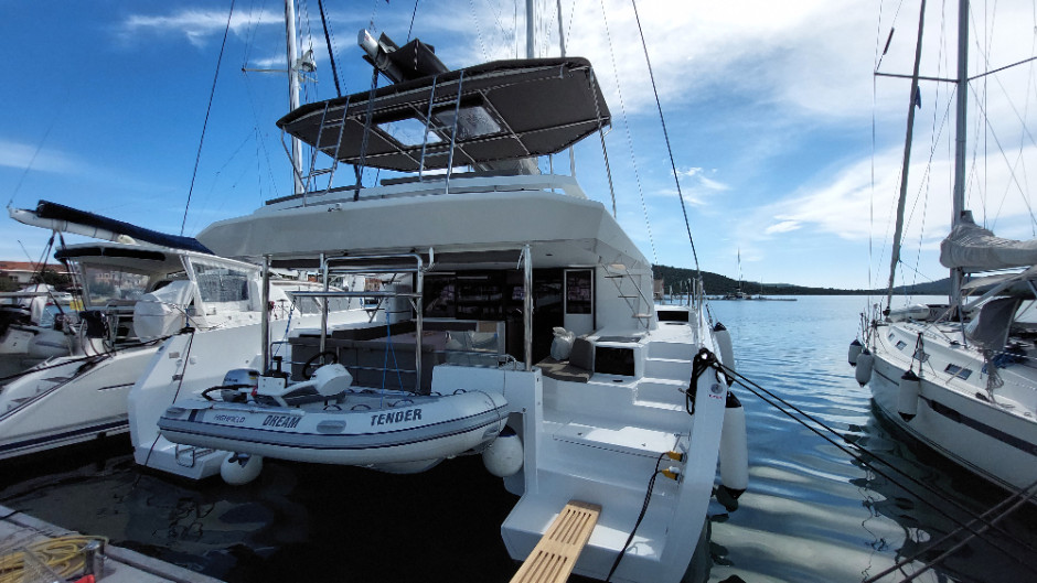 Dufour 48 Catamaran - 5 + 1 cab. - Dream - 2022