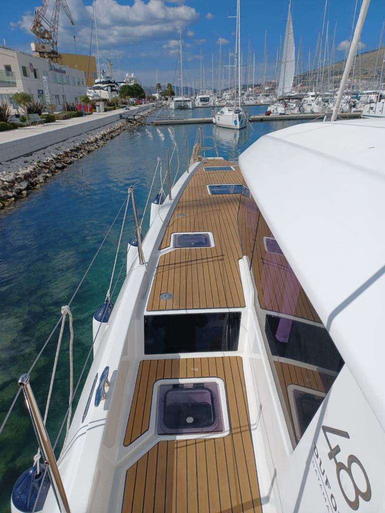 Dufour 48 Catamaran - 5 + 1 cab. - Make Me Yours - 2019