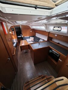 Bavaria Cruiser 37 - 3 cab. - Almira - 2015