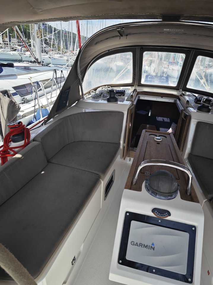 Bavaria Cruiser 37 - 3 cab. - Almira - 2015