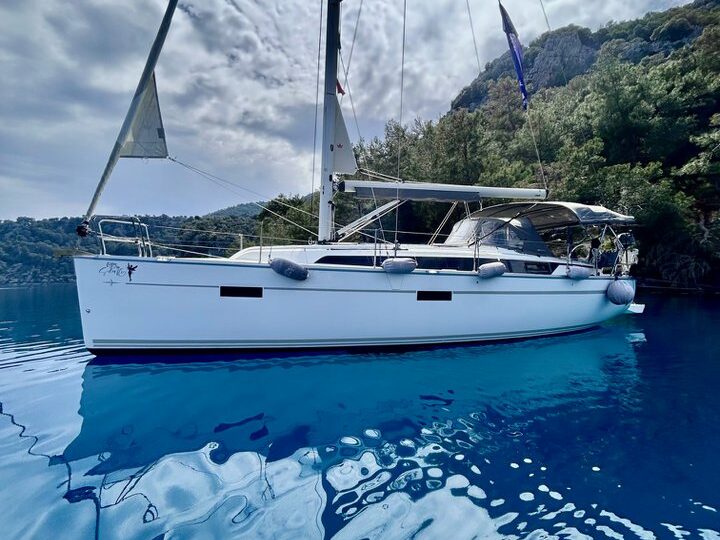 Bavaria Cruiser 37 - 3 cab. - Enjoy the Silence - 2021