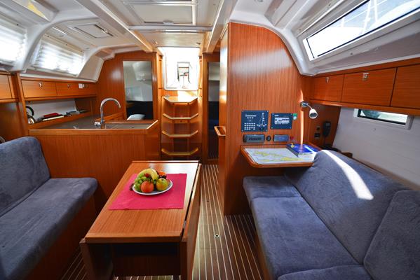 Bavaria Cruiser 37 - 3 cab. - Kedi - 2014