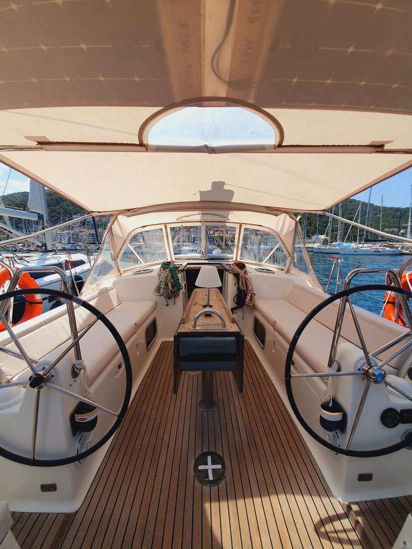 Dufour 405 GL - Namaste - 2011