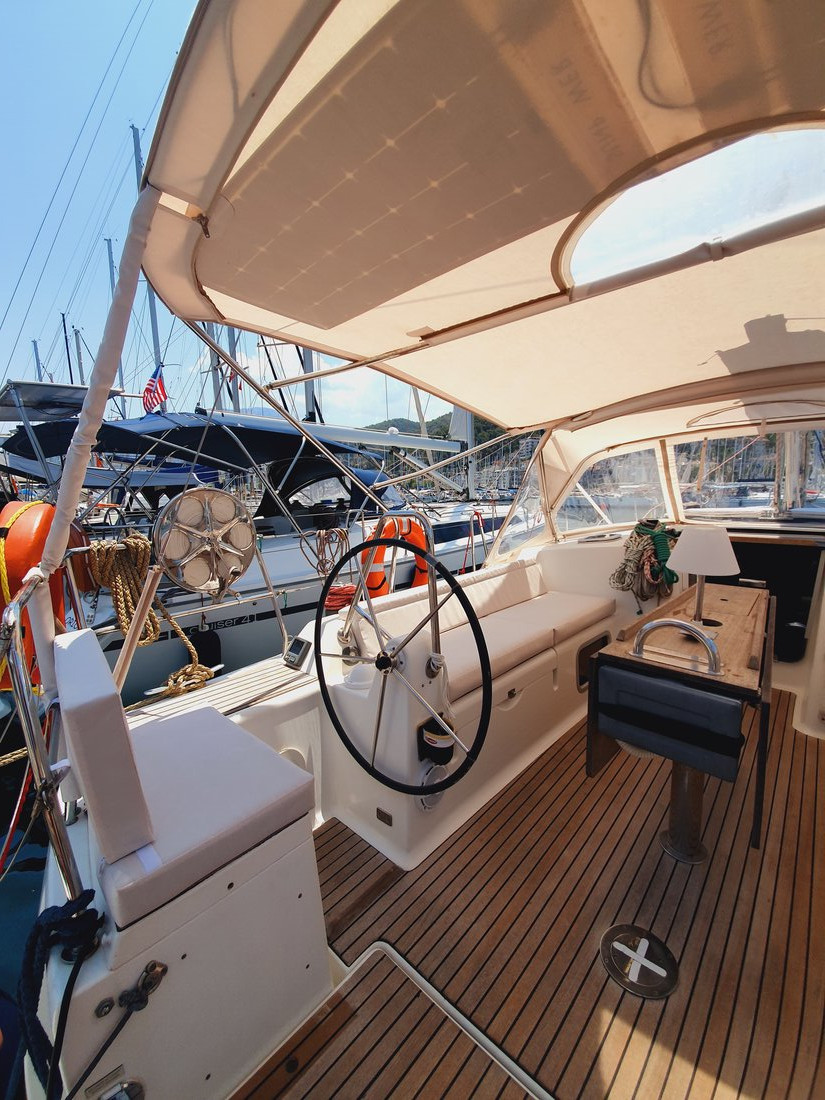 Dufour 405 GL - Namaste - 2011