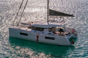 Lagoon 40 - 4 + 2 cab - Sail Agena - 2023