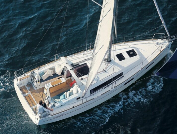 Oceanis 38 - 2 cab. - Serafina - 2015